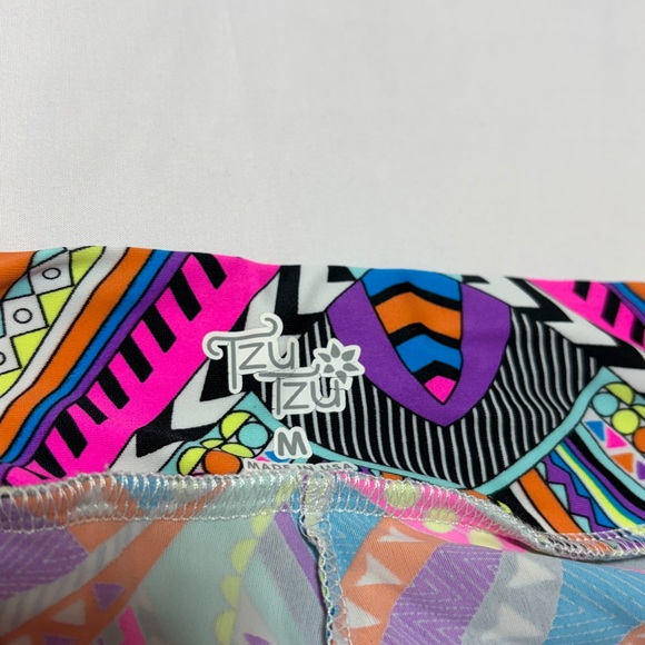 Tzu Tzu Golf Skort Medium Bright Geometric Pink Trim Athletic Tennis Skirt - Picture 2 of 8